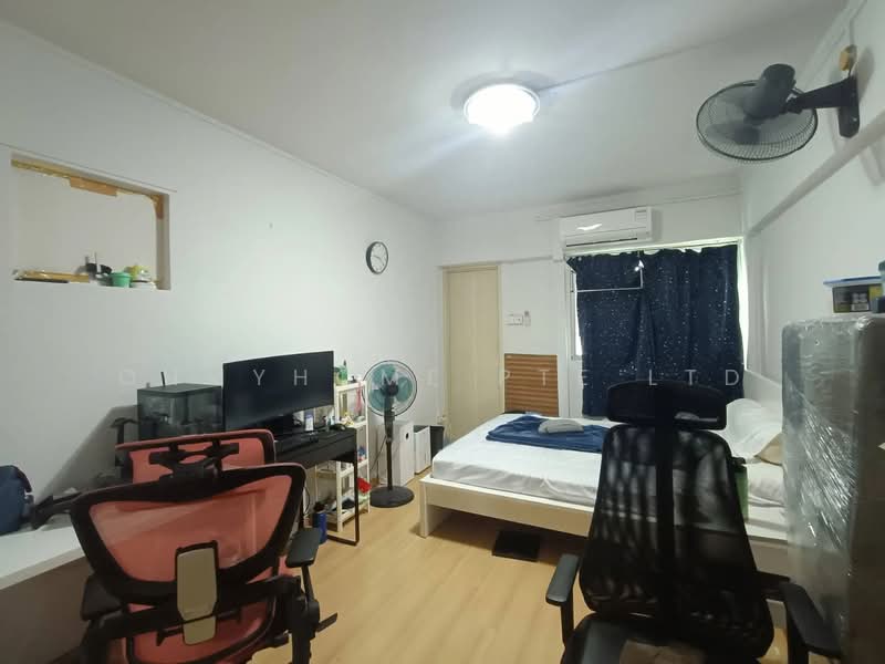 249 Tampines Street 21, 249 Tampines Street 21, 3 Bedrooms, 1,162 sqft, HDB Flat For Sale, by EVON NG, 500153100 - Bedroom - PropertyGuru.com.sg