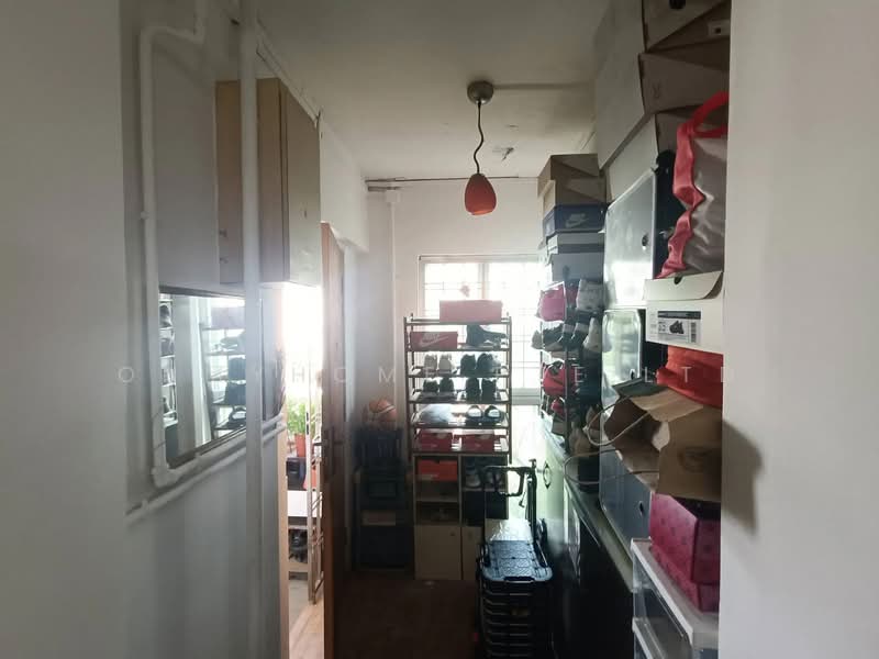 249 Tampines Street 21, 249 Tampines Street 21, 3 Bedrooms, 1,162 sqft, HDB Flat For Sale, by EVON NG, 500153100 - Interior - PropertyGuru.com.sg