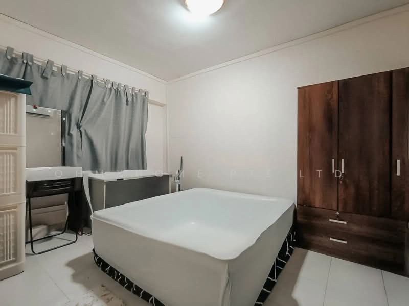 190A Rivervale Drive, 190A Rivervale Drive, 3 Bedrooms, 1,022 sqft, HDB Flat For Sale, by AARON LIM, 500153103 - Bedroom - PropertyGuru.com.sg