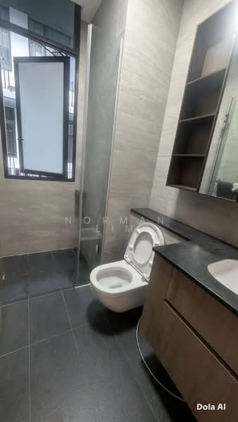 Parc Komo, 959 Upper Changi Road North, 4 Bedrooms, 1,410 sqft, Condominium For Sale, by Norman Lim, 500153104 - Bathroom - PropertyGuru.com.sg