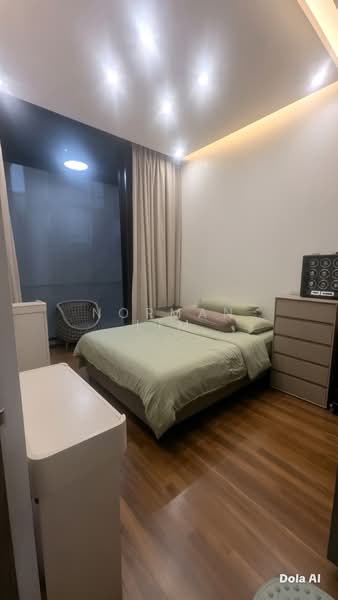 Parc Komo, 959 Upper Changi Road North, 4 Bedrooms, 1,410 sqft, Condominium For Sale, by Norman Lim, 500153104 - Master Bedroom with Balcony - PropertyGuru.com.sg