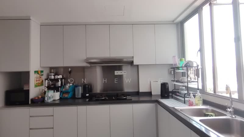The Sunshine, 1 Sunshine Terrace, 3 Bedrooms, 1,238 sqft, Apartment For Sale, by Jason Hew (丘汶弗), 500153107 - Kitchen - PropertyGuru.com.sg