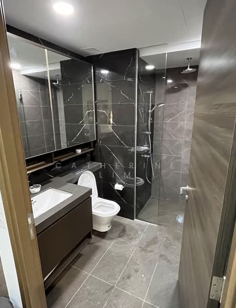 The Florence Residences, 85 Hougang Avenue 2, 2 Bedrooms, 527 sqft, Condominium For Sale, by Catherine Lim, 500153118 - Bathroom - PropertyGuru.com.sg