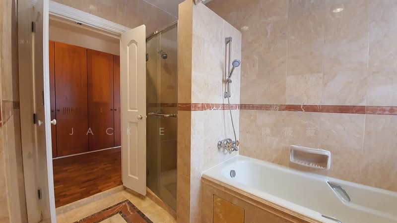Leonie Condotel, 2 Leonie Hill Road, 4 Bedrooms, 2,770 sqft, Condominium For Rent, by Jackie Tan 陳筱薇, 500153125 - Bathroom - PropertyGuru.com.sg