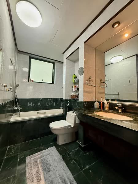 Pebble Bay, 130 Tanjong Rhu Road, 2 Bedrooms, 1,367 sqft, Condominium For Sale, by Vandana Malik (Vanda), 500153139 - Bathroom - PropertyGuru.com.sg