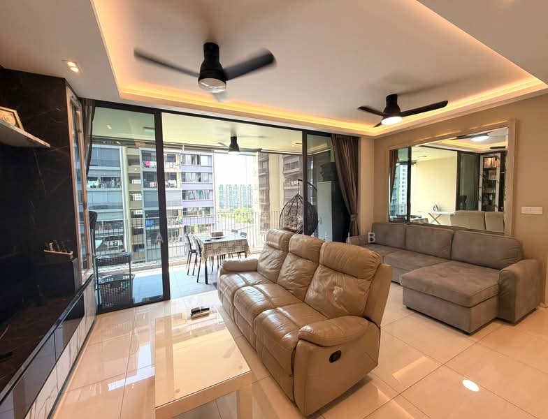 The Amore, 55 Edgedale Plains, 3 Bedrooms, 1,098 sqft, Executive Condominium For Sale, by Azmi Talib, 500153161 - Living Room - PropertyGuru.com.sg