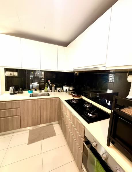 The Amore, 55 Edgedale Plains, 3 Bedrooms, 1,098 sqft, Executive Condominium For Sale, by Azmi Talib, 500153161 - Kitchen - PropertyGuru.com.sg