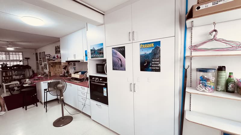 168 Stirling Road, 168 Stirling Road, 2 Bedrooms, 646 sqft, HDB Flat For Sale, by Ada Lee, 500153168 - Kitchen - PropertyGuru.com.sg