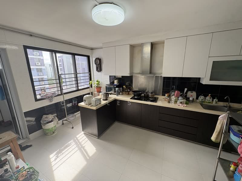 920 Jurong West Street 92, 920 Jurong West Street 92, 4 Bedrooms, 1,109 sqft, HDB Flat For Sale, by Charles Tan, 500153178 - Kitchen - PropertyGuru.com.sg