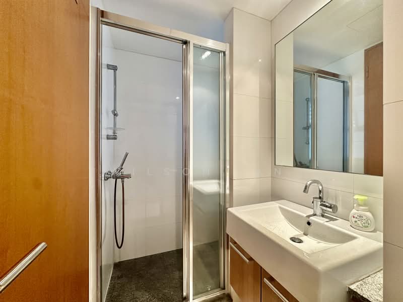 The Pier at Robertson, 80 Mohamed Sultan Road, Orchard / River Valley, 2 Bedrooms, 936 sqft, Apartment For Rent, by Wilson Tan, 500153185 - Common Bathroom - PropertyGuru.com.sg