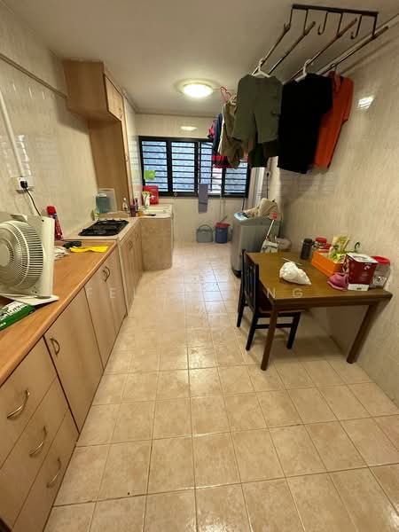 248 Hougang Avenue 3, 248 Hougang Avenue 3, 2 Bedrooms, 722 sqft, HDB Flat For Rent, by Felicia Ng, 500153193 - Kitchen - PropertyGuru.com.sg