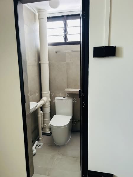 6 Ghim Moh Road, 6 Ghim Moh Road, Room Rental, 150 sqft, HDB Flat For Rent, by Kelvin Neo 凯尔文, 500153194 - Bathroom - PropertyGuru.com.sg