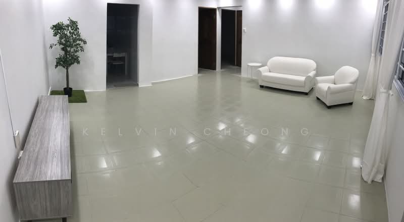 622 Jurong West Street 61, 622 Jurong West Street 61, 3 Bedrooms, 1,184 sqft, HDB Flat For Sale, by Kelvin Cheong, 500153198 - Living Room - PropertyGuru.com.sg