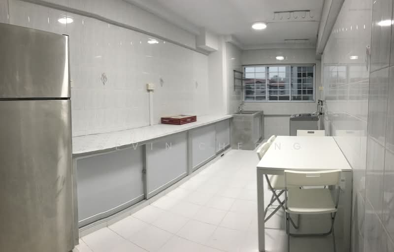 622 Jurong West Street 61, 622 Jurong West Street 61, 3 Bedrooms, 1,184 sqft, HDB Flat For Sale, by Kelvin Cheong, 500153198 - Kitchen - PropertyGuru.com.sg