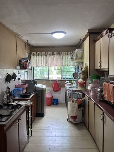 125 Yishun Street 11, 125 Yishun Street 11, 3 Bedrooms, 1,001 sqft, HDB Flat For Sale, by Aizuddin Maulud, 500153199 - Kitchen - PropertyGuru.com.sg