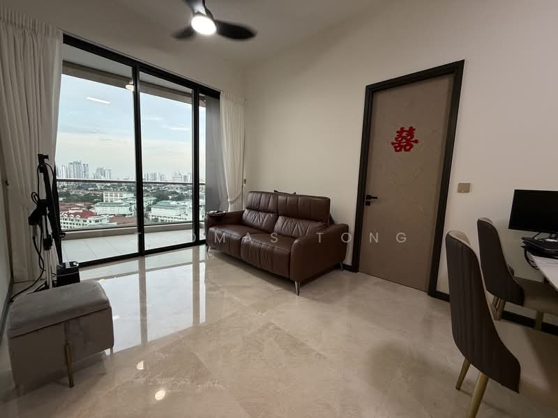 Perfect Ten, 323 Bukit Timah Road, 2 Bedrooms, 753 sqft, Condominium For Sale, by Thomas Tong, 500153202 - Living Room - PropertyGuru.com.sg