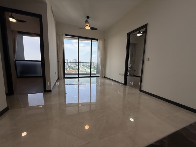 Perfect Ten, 323 Bukit Timah Road, 2 Bedrooms, 753 sqft, Condominium For Sale, by Thomas Tong, 500153202 - Living Room - PropertyGuru.com.sg