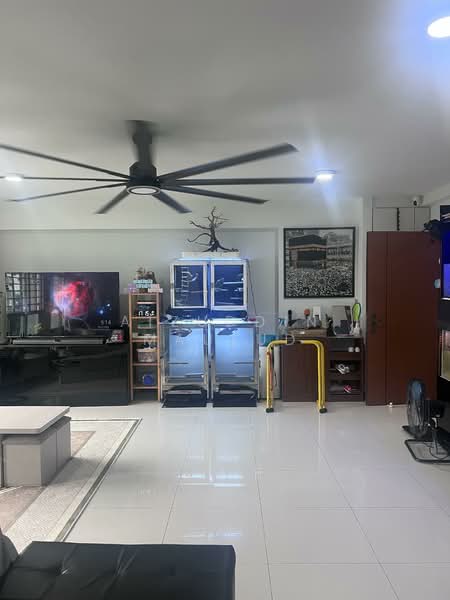 815C Choa Chu Kang Avenue 7, 815C Choa Chu Kang Avenue 7, 3 Bedrooms, 1,216 sqft, HDB Flat For Sale, by Aizuddin Maulud, 500153203 - PropertyGuru.com.sg