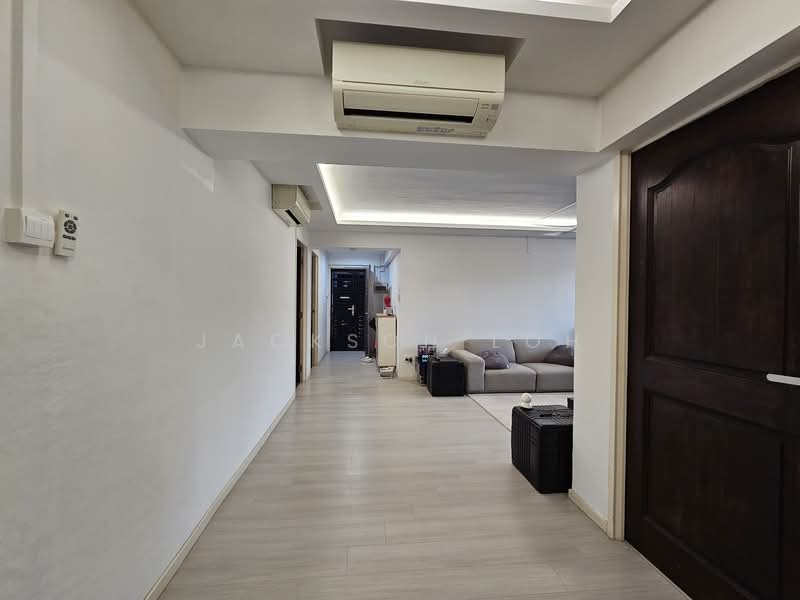 535 Hougang Street 52, 535 Hougang Street 52, 3 Bedrooms, 1,227 sqft, HDB Flat For Sale, by Jackson Loh, 500153207 - Living Room - PropertyGuru.com.sg