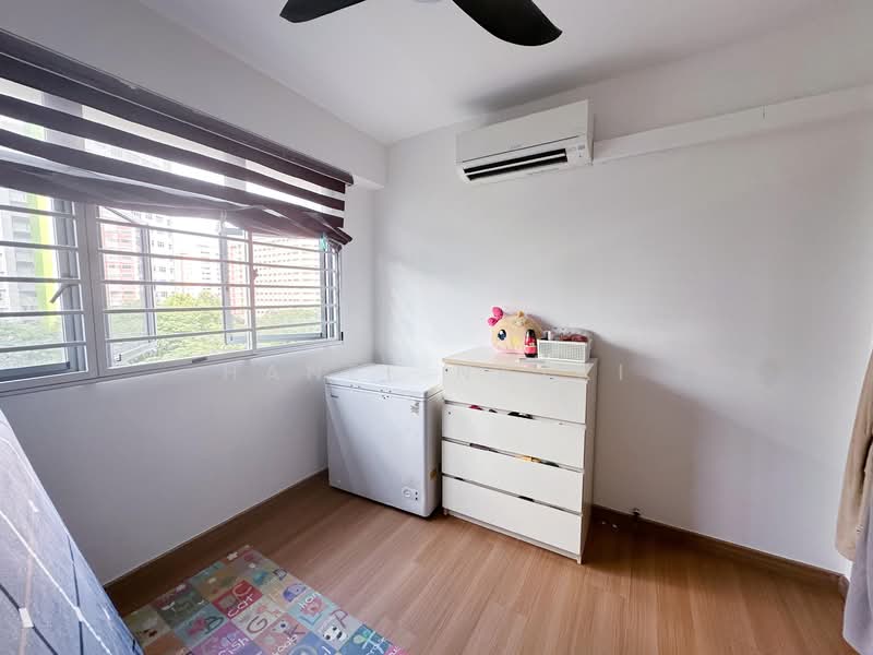 621A Tampines Street 61, 621A Tampines Street 61, 2 Bedrooms, 69 sqft, HDB Flat For Sale, by Hanee Nazri, 500153214 - Bedroom - PropertyGuru.com.sg