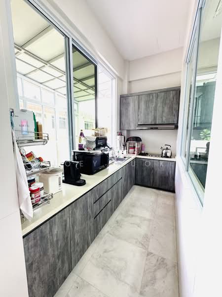 Robey crescent, Robey Crescent, 6 Bedrooms, 4,312 sqft, Semi-Detached House For Sale, by Joey Kuok, 500153219 - Kitchen - PropertyGuru.com.sg