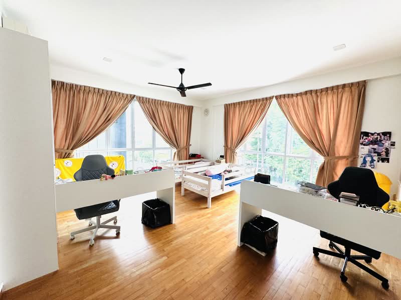 Robey crescent, Robey Crescent, 6 Bedrooms, 4,312 sqft, Semi-Detached House For Sale, by Joey Kuok, 500153219 - Bedroom - PropertyGuru.com.sg