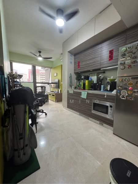 Commonwealth Towers, , 1 Bedroom, 441 sqft, Condominium For Sale, by Ooh Ming, 500153226 - Living Room - PropertyGuru.com.sg