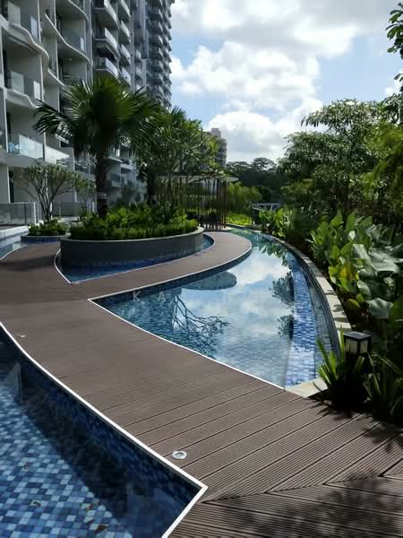 Kingsford Hillview Peak, 105 Hillview Rise, 1 Bedroom, 517 sqft, Condominium For Rent, by Kai Ng, 500153230 - Pool - PropertyGuru.com.sg