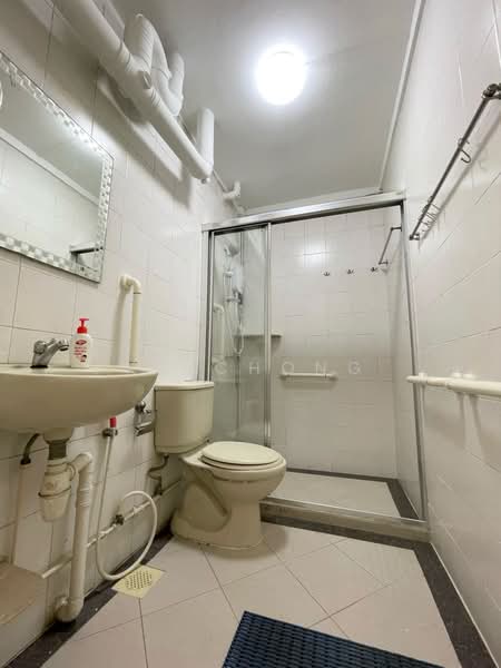 267 Toh Guan Road, 267 Toh Guan Road, 3 Bedrooms, 1,302 sqft, HDB Flat For Rent, by KC Chong, 500153231 - PropertyGuru.com.sg
