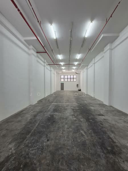 ground floor 5.4m ceiling with waterpoint!, 4-5min walk to aljunied mrt station!, 1,658 sqft, Light Industrial (B1) For Rent, by Joel Yong, 500153239 - CommercialGuru.com.sg