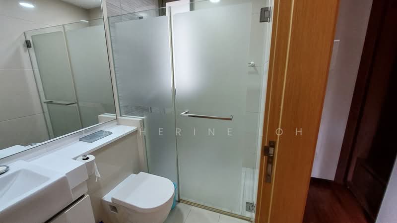 Terrasse, 29 Terrasse Lane, 3 Bedrooms, 1,152 sqft, Condominium For Sale, by Catherine Loh, 500153240 - Bathroom - PropertyGuru.com.sg