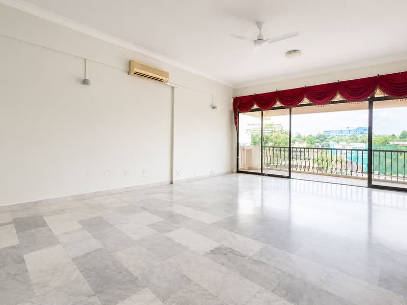 Toh Yi Court, 97 Toh Yi Drive, 3 Bedrooms, 2,034 sqft, Condominium For Sale, by Loke Xian Xun, 500153241 - Living Room - PropertyGuru.com.sg