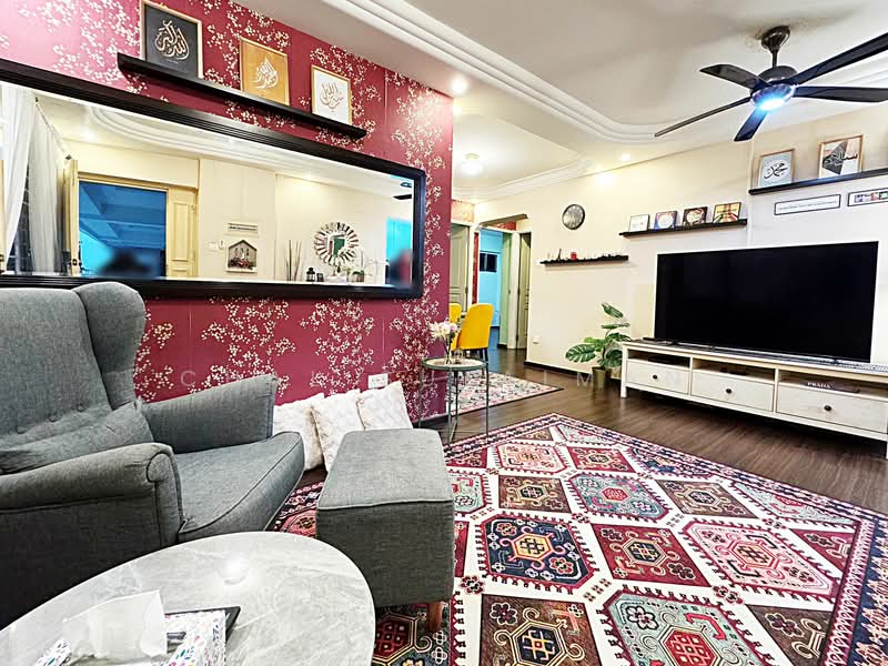 176D Edgefield Plains, 176D Edgefield Plains, 3 Bedrooms, 936 sqft, HDB Flat For Sale, by Chal Sulaiman, 500153253 - Living Room - PropertyGuru.com.sg
