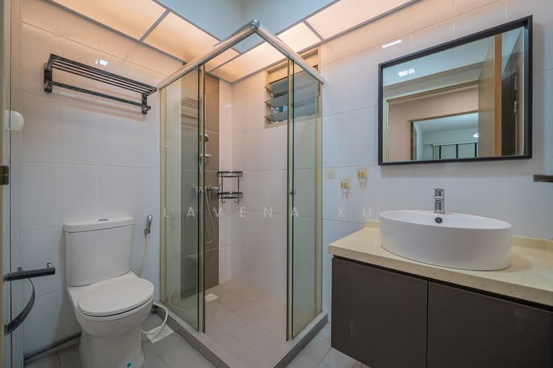 216D Compassvale Drive, 216D Compassvale Drive, 3 Bedrooms, 1,205 sqft, HDB Flat For Sale, by Lavena Xu, 500153255 - Bathroom - PropertyGuru.com.sg
