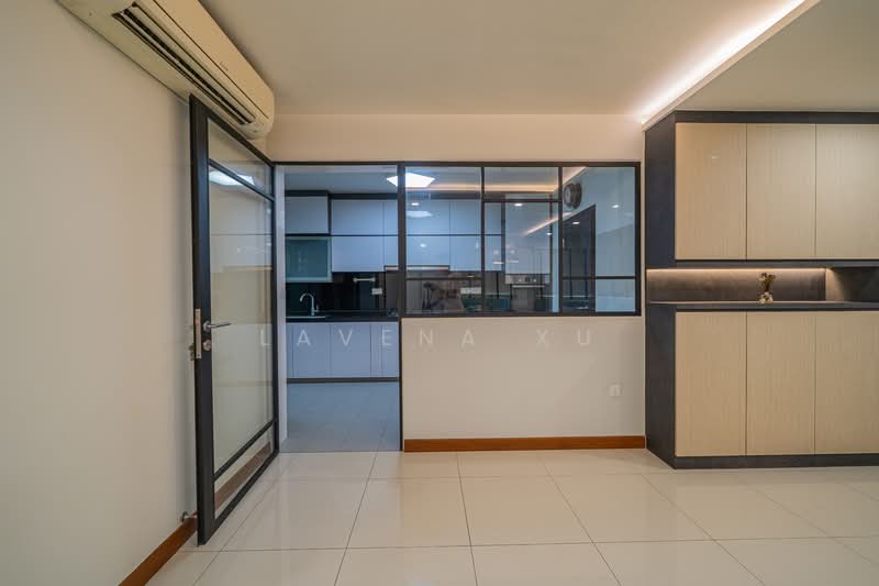 216D Compassvale Drive, 216D Compassvale Drive, 3 Bedrooms, 1,205 sqft, HDB Flat For Sale, by Lavena Xu, 500153255 - Kitchen - PropertyGuru.com.sg