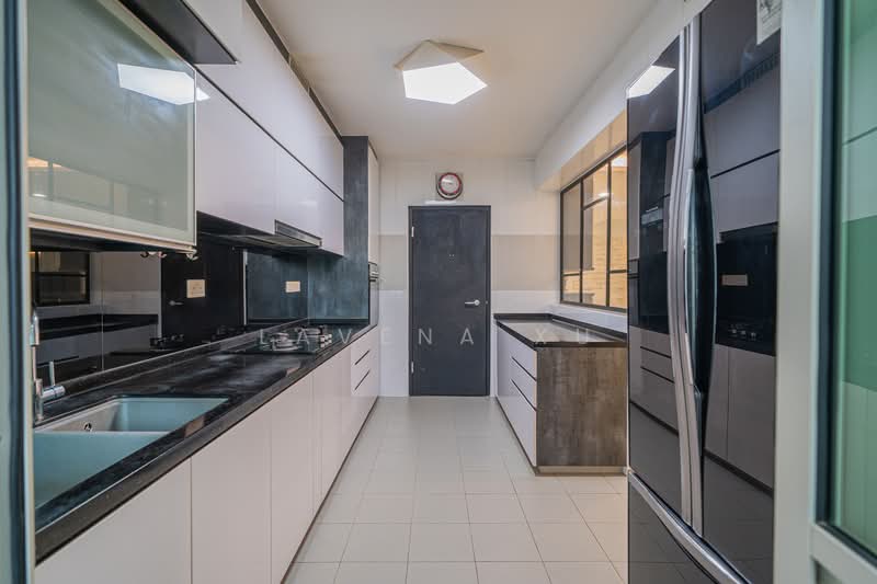 216D Compassvale Drive, 216D Compassvale Drive, 3 Bedrooms, 1,205 sqft, HDB Flat For Sale, by Lavena Xu, 500153255 - Kitchen - PropertyGuru.com.sg