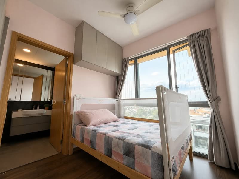The Glades, 20 Bedok Rise, 3 Bedrooms, 840 sqft, Condominium For Rent, by Desmond Chan, 500153280 - Bedroom - PropertyGuru.com.sg
