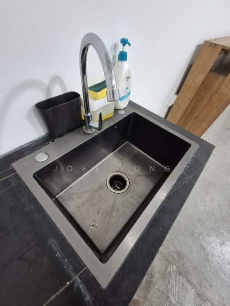 pallet friendly unit with aircons & waterpoint!, 4-5min walk to aljunied mrt station! (fitted unit)!, 1,716 sqft, Light Industrial (B1) For Rent, by Joel Yong, 500153284 - CommercialGuru.com.sg