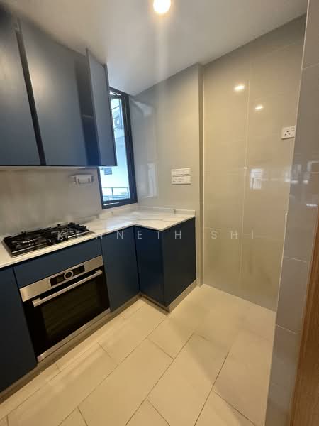 La Fiesta, 62 Sengkang Square, 2 Bedrooms, 753 sqft, Condominium For Sale, by Kenneth Shi, 500153289 - Kitchen - PropertyGuru.com.sg