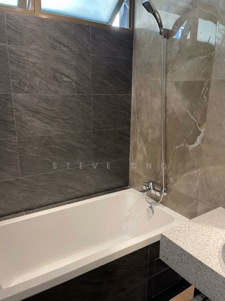 460 Sims Avenue, 460 Sims Avenue, Studio, 420 sqft, Walk-up Apartment For Rent, by Steve Ong, 500153312 - Bathroom - PropertyGuru.com.sg