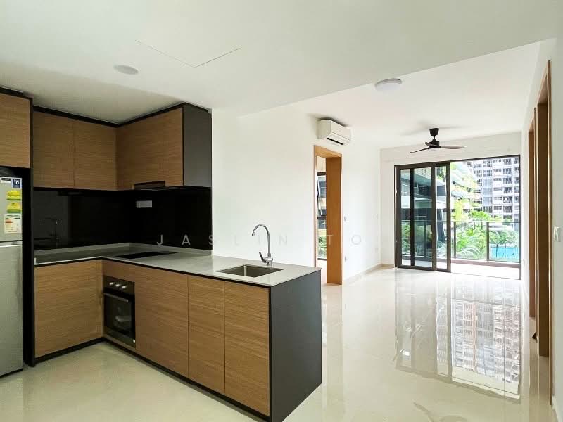 Midwood, 8 Hillview Rise, 2 Bedrooms, 689 sqft, Condominium For Rent, by Jaslin Toh, 500153320 - PropertyGuru.com.sg