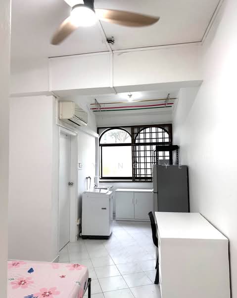 Sims 450 Centre, 450 Sims Avenue, Studio, 400 sqft, Walk-up Apartment For Rent, by Kathy Nguyen, 500153338 - Interior - PropertyGuru.com.sg
