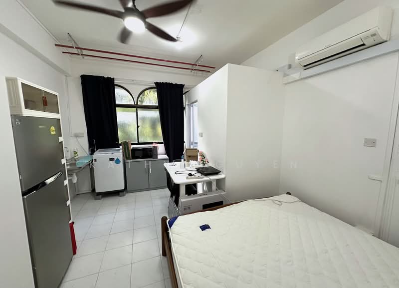 Sims 450 Centre, 450 Sims Avenue, Studio, 295 sqft, Walk-up Apartment For Rent, by Kathy Nguyen, 500153339 - Bedroom - PropertyGuru.com.sg
