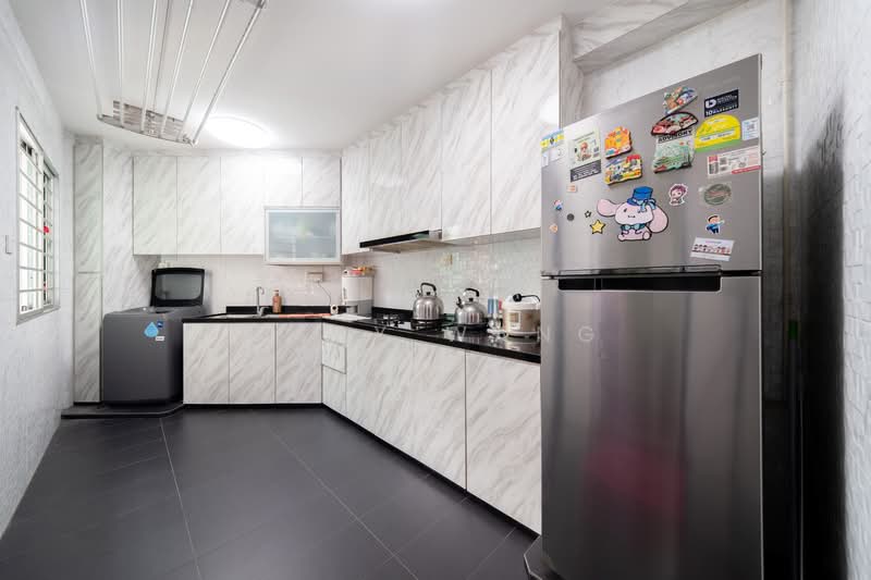 296B Compassvale Crescent, 296B Compassvale Crescent, 3 Bedrooms, 968 sqft, HDB Flat For Sale, by Gary Wang, 500153345 - Kitchen - PropertyGuru.com.sg