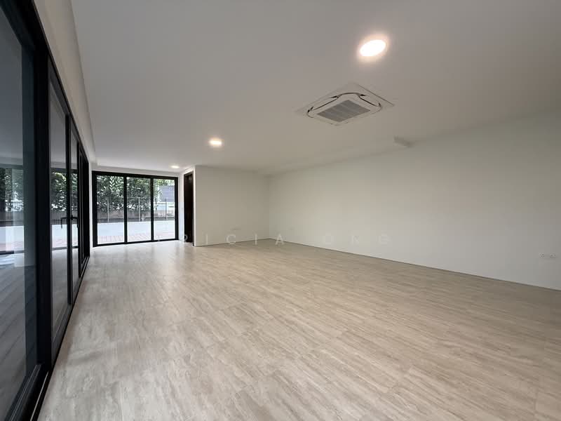 Brand New TOP 2.5 Sty Bungalow w Bonus Basement & Pool, , 5 Bedrooms, 12,109 sqft, Bungalow House For Sale, by Tricia Ong, 500153348 - PropertyGuru.com.sg