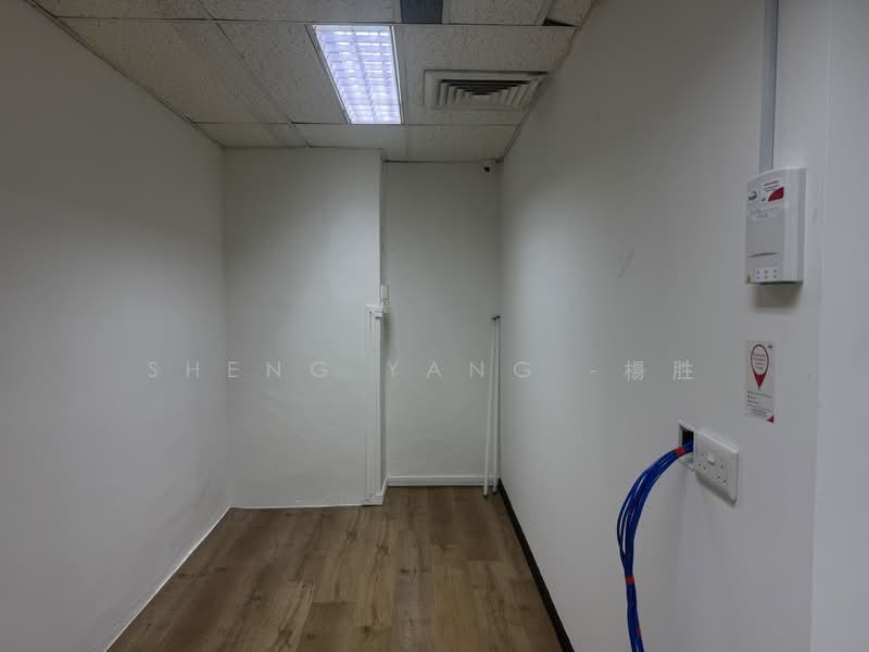 Manhattan House, 151 Chin Swee Road, 538 sqft, Office For Rent, by Sheng Yang -楊胜, 500153364 - Pantry / admin area - CommercialGuru.com.sg