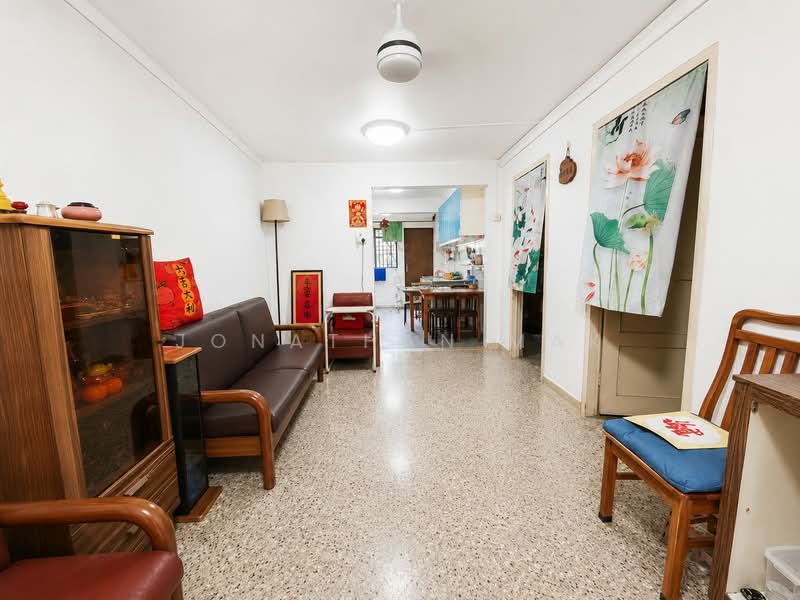 120 Ho Ching Road, 120 Ho Ching Road, 3 Bedrooms, 721 sqft, HDB Flat For Sale, by Jonathan Mak, 500153366 - Living Room - PropertyGuru.com.sg
