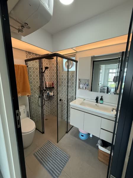 216A Compassvale Drive, 216A Compassvale Drive, Room Rental, 100 sqft, HDB Flat For Rent, by Ronald Ang D Q, 500153370 - Bathroom - PropertyGuru.com.sg