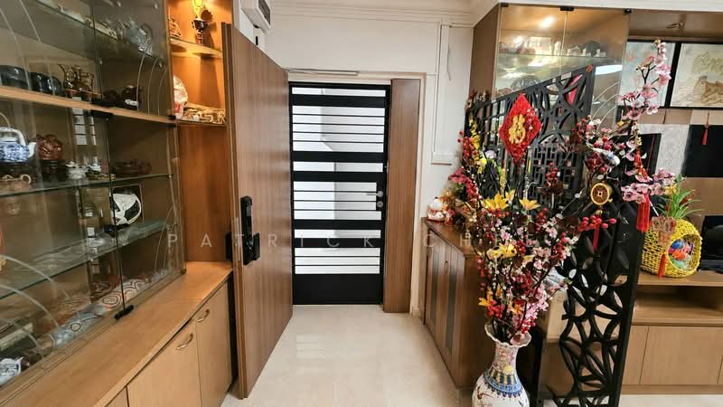 787E Woodlands Crescent, 787E Woodlands Crescent, 3 Bedrooms, 1,292 sqft, HDB Flat For Sale, by Patrick Chee, 500153374 - Entrance - PropertyGuru.com.sg