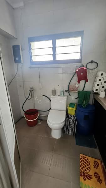 787E Woodlands Crescent, 787E Woodlands Crescent, 3 Bedrooms, 1,292 sqft, HDB Flat For Sale, by Patrick Chee, 500153374 - Bathroom - PropertyGuru.com.sg